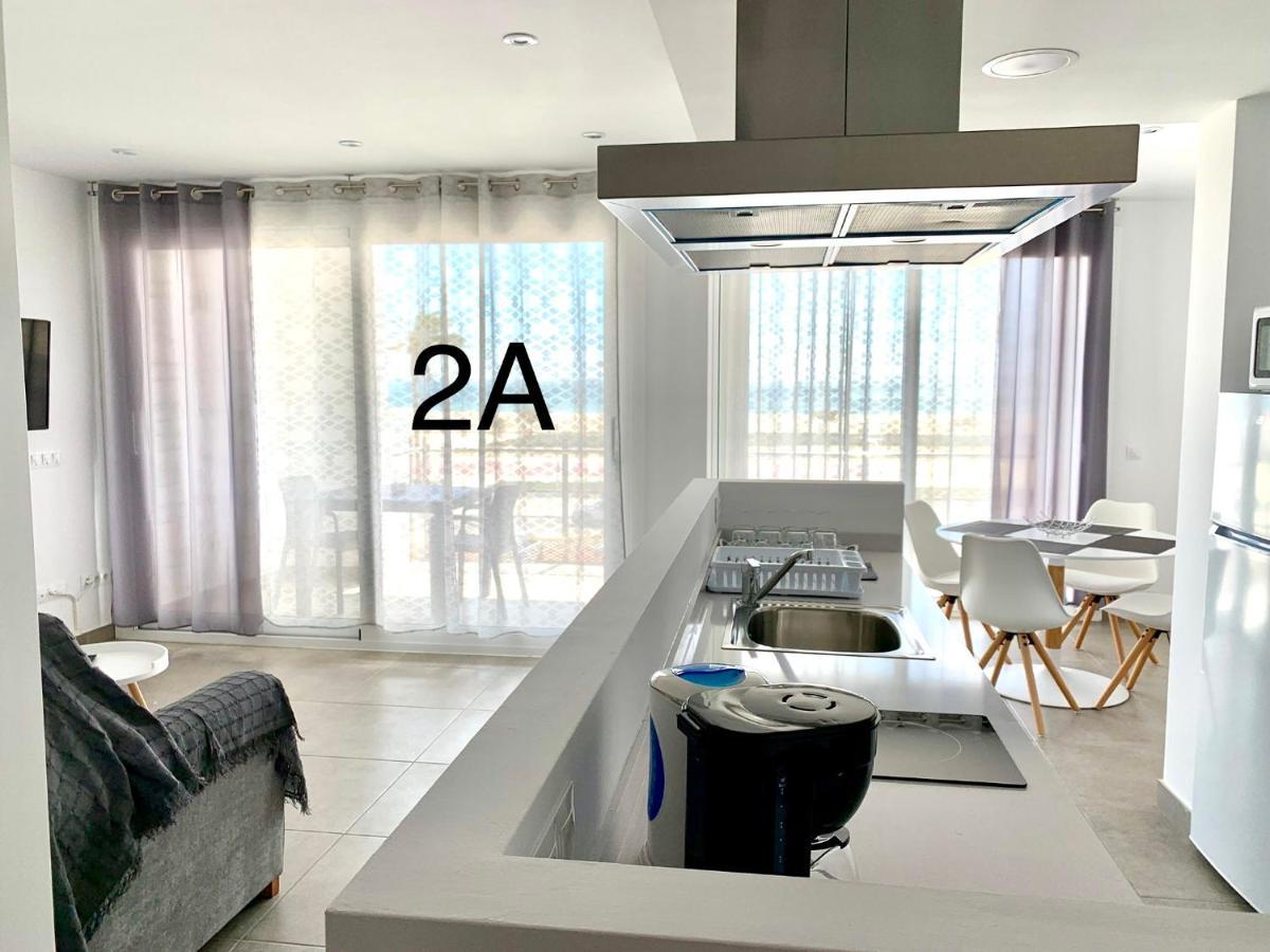 Edifici Valeria Apartment Емпуриабрава Екстериор снимка