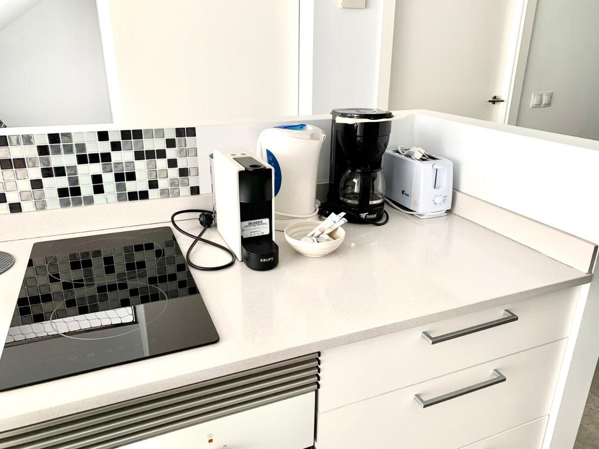 Edifici Valeria Apartment Емпуриабрава Екстериор снимка