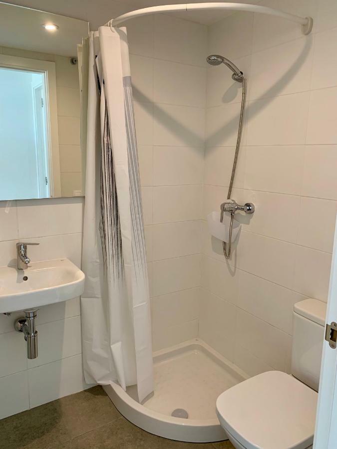 Edifici Valeria Apartment Емпуриабрава Екстериор снимка