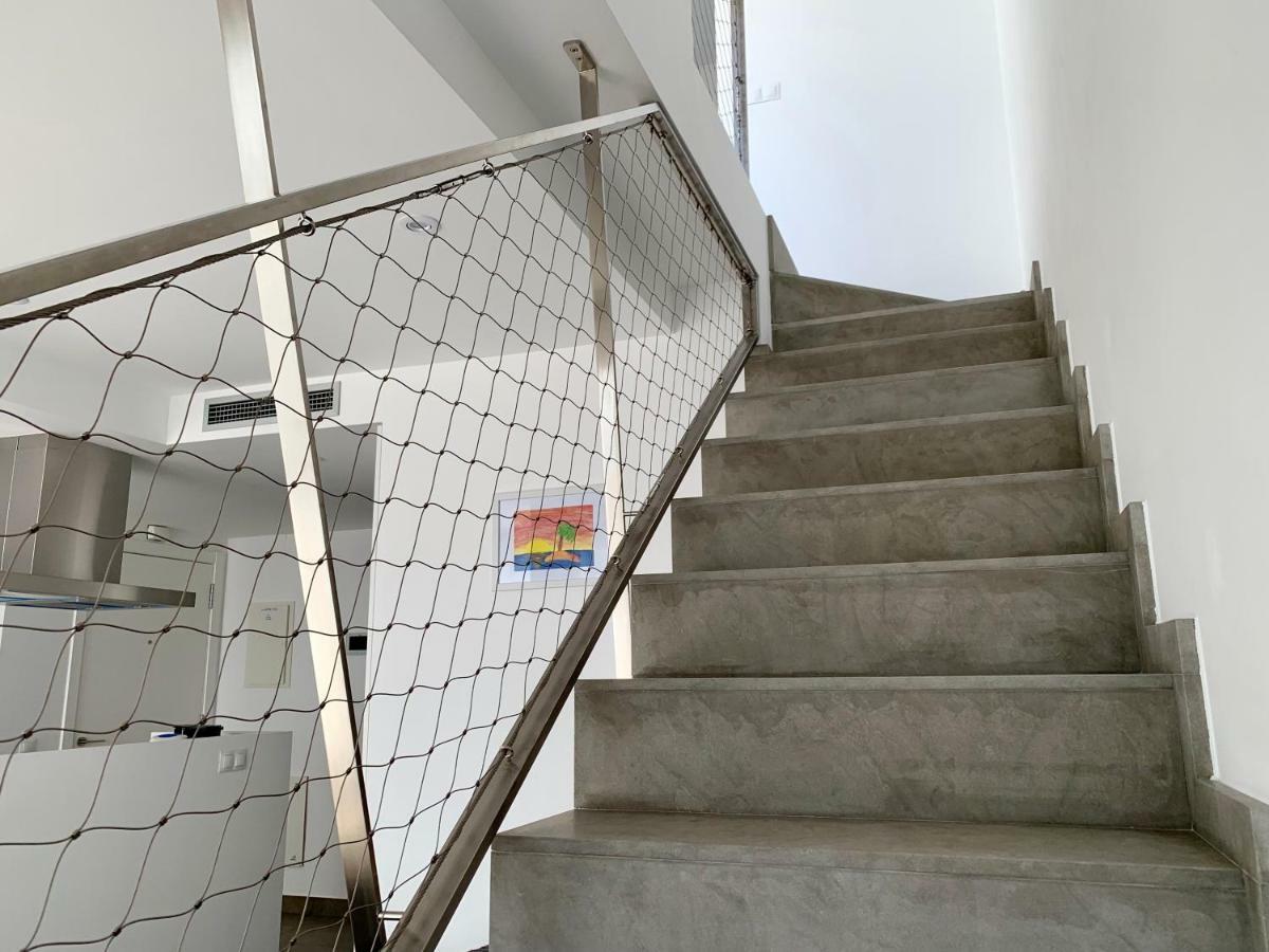 Edifici Valeria Apartment Емпуриабрава Екстериор снимка