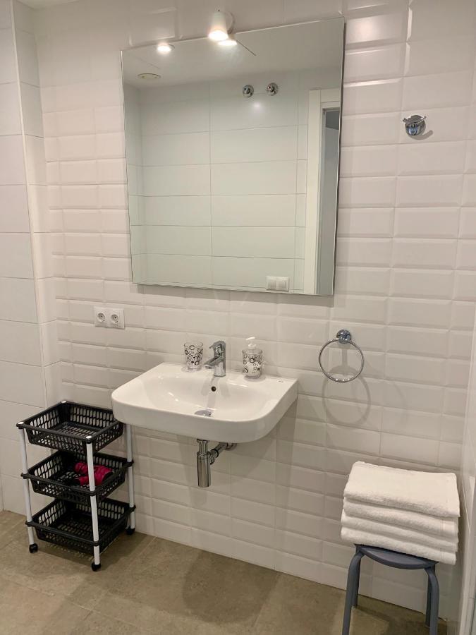 Edifici Valeria Apartment Емпуриабрава Екстериор снимка