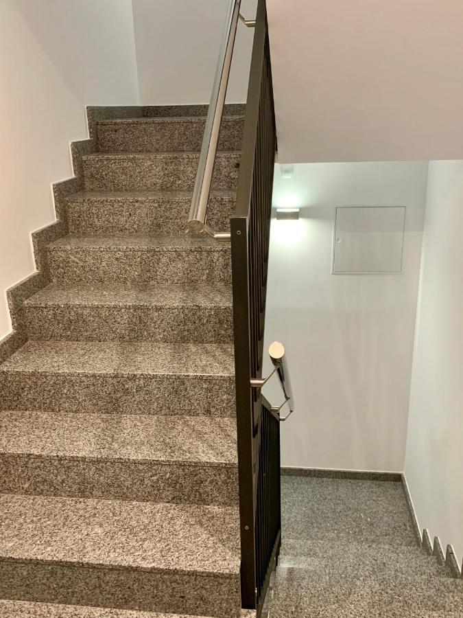 Edifici Valeria Apartment Емпуриабрава Екстериор снимка